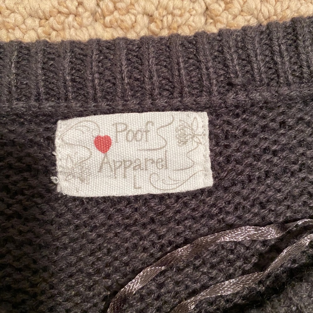 Cropped Sweater - Picture 4 of 4